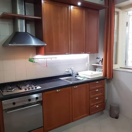 Fronte Mare, Giu Alla Spiaggia Apartment Barletta